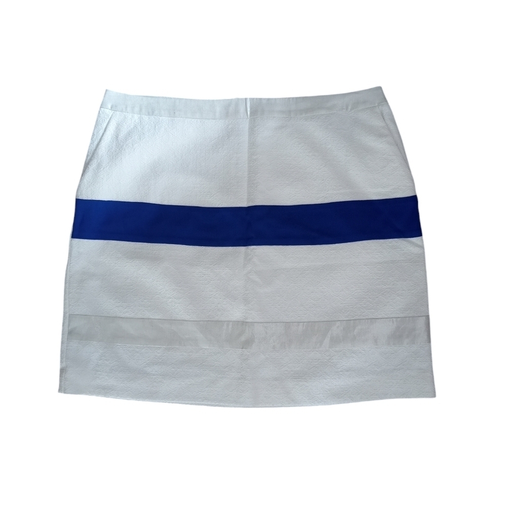 Axara Paris white short chic skirt
